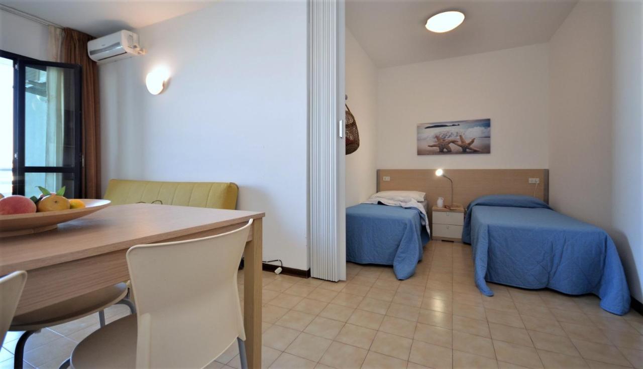 Apartamento Residenza Olimpo Lignano Sabbiadoro Exterior foto