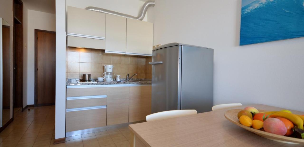 Apartamento Residenza Olimpo Lignano Sabbiadoro Exterior foto